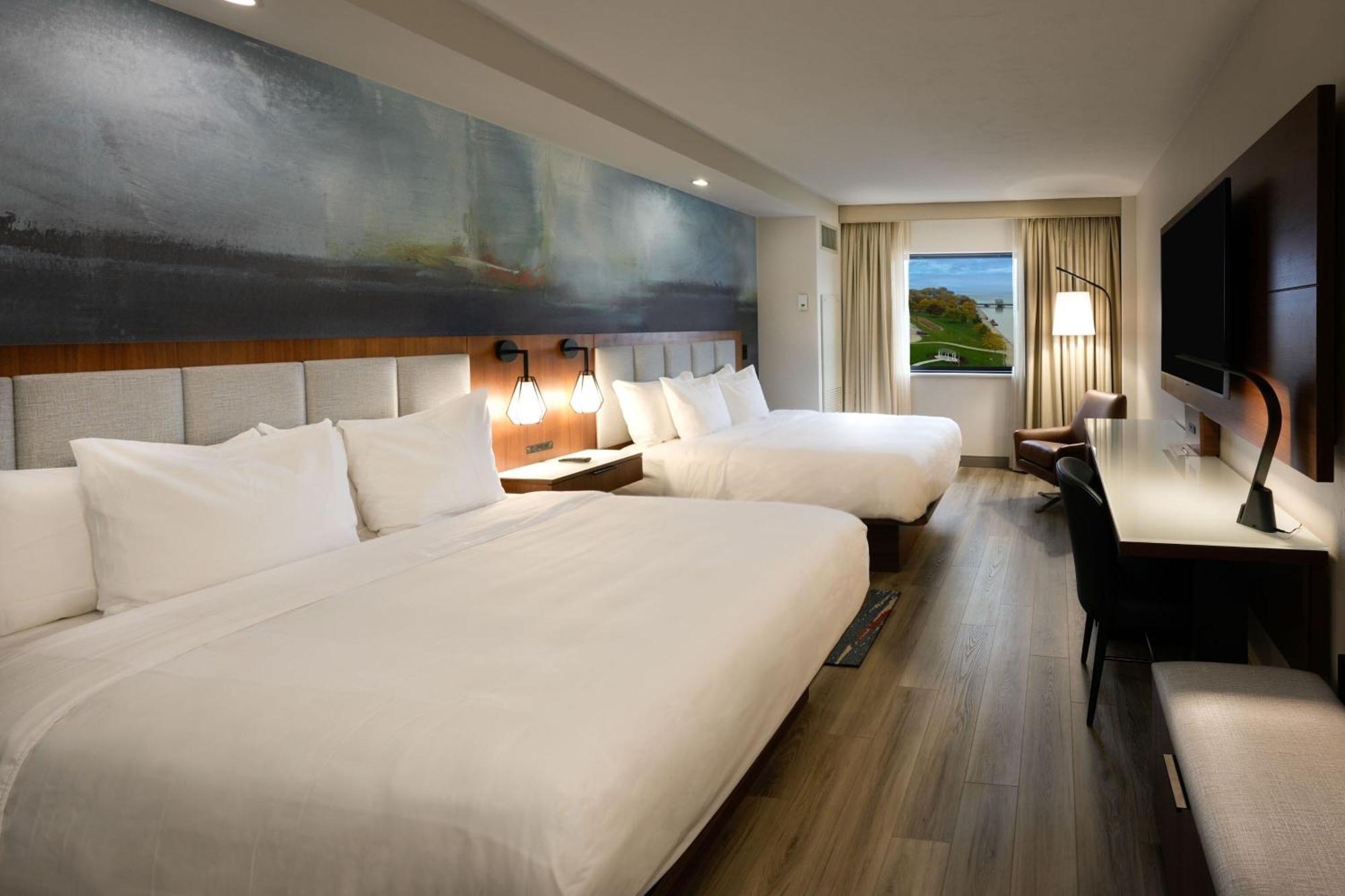 Oshkosh Marriott Waterfront Hotel & Convention Center Bagian luar foto