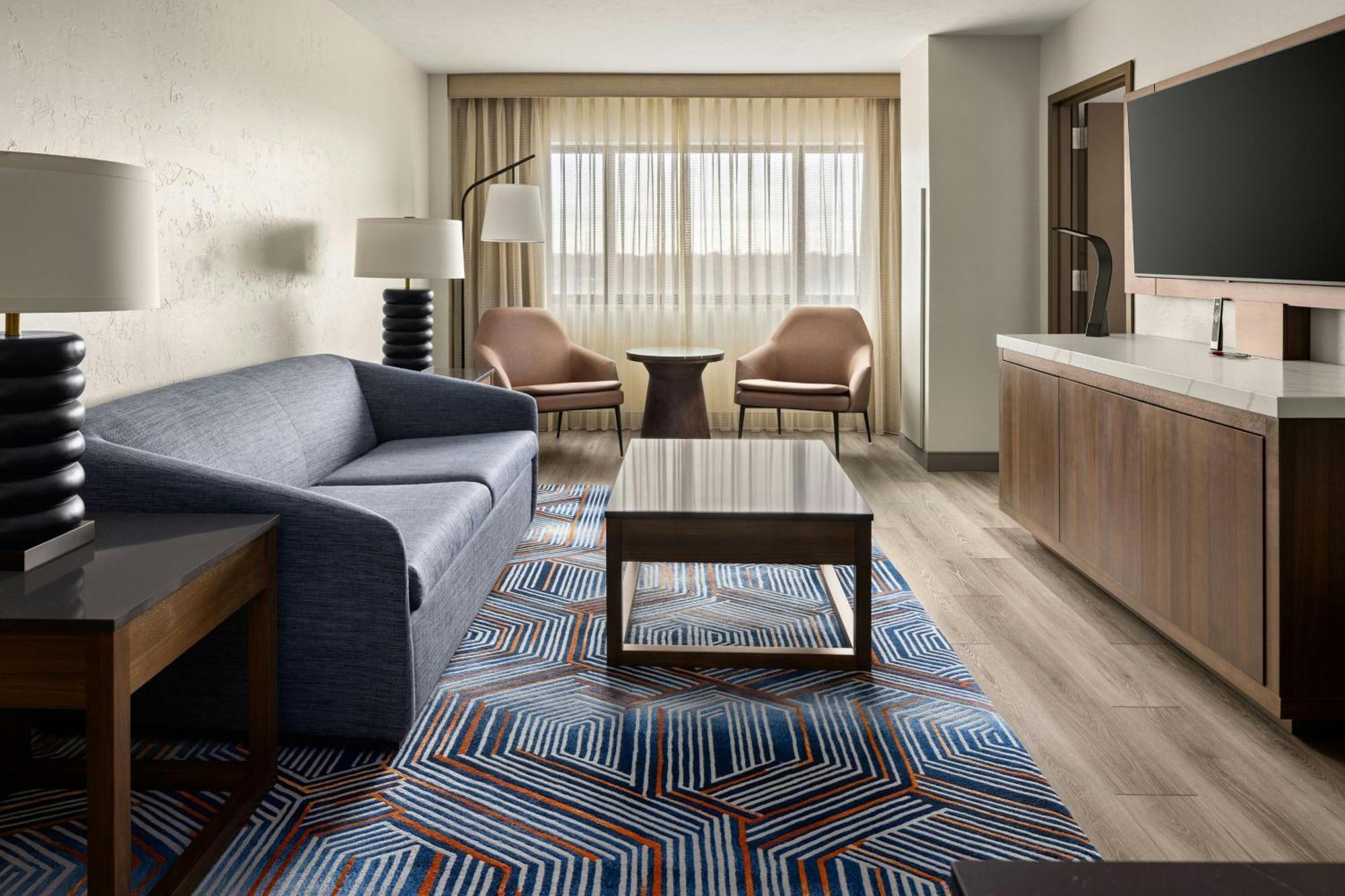 Oshkosh Marriott Waterfront Hotel & Convention Center Bagian luar foto
