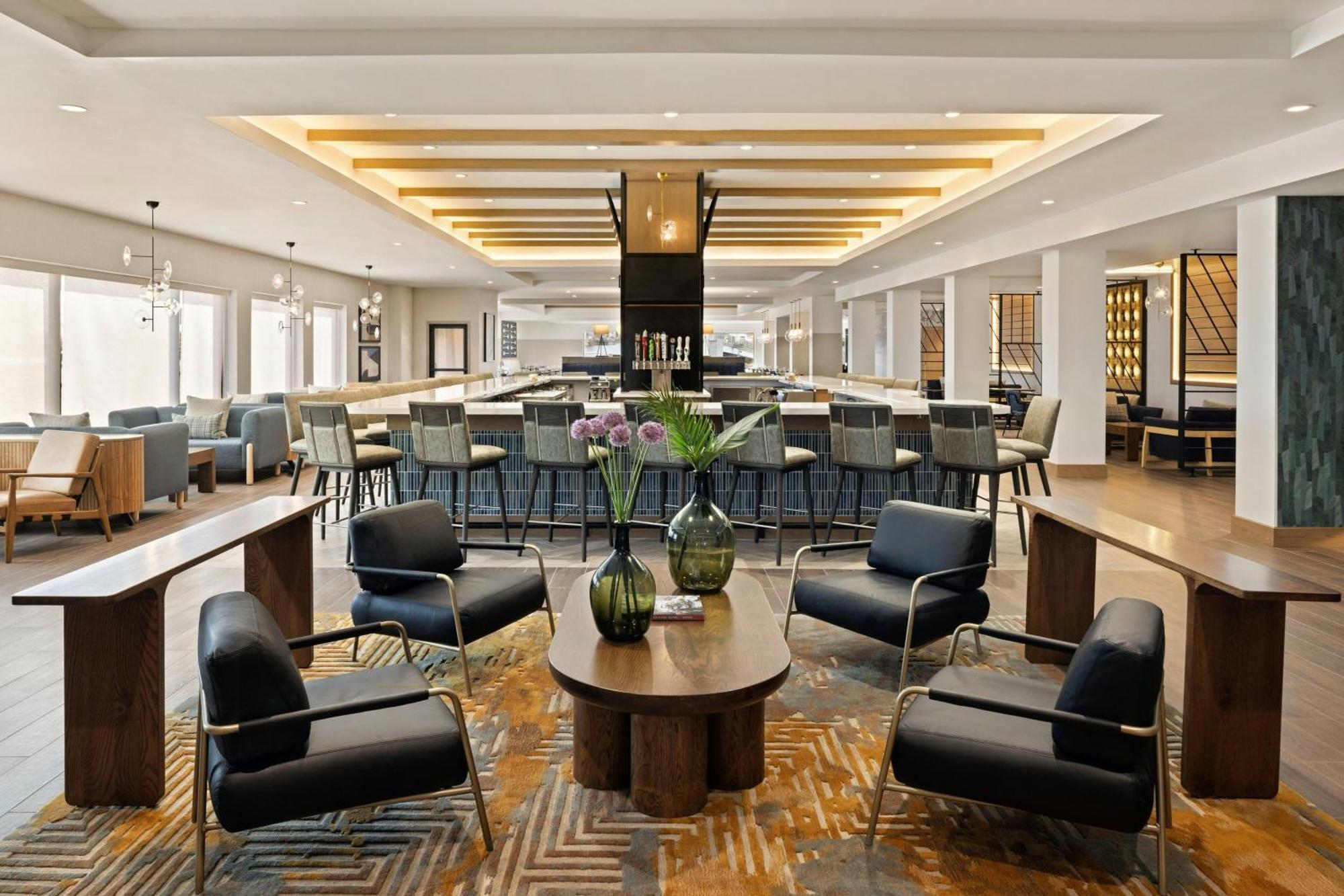 Oshkosh Marriott Waterfront Hotel & Convention Center Bagian luar foto