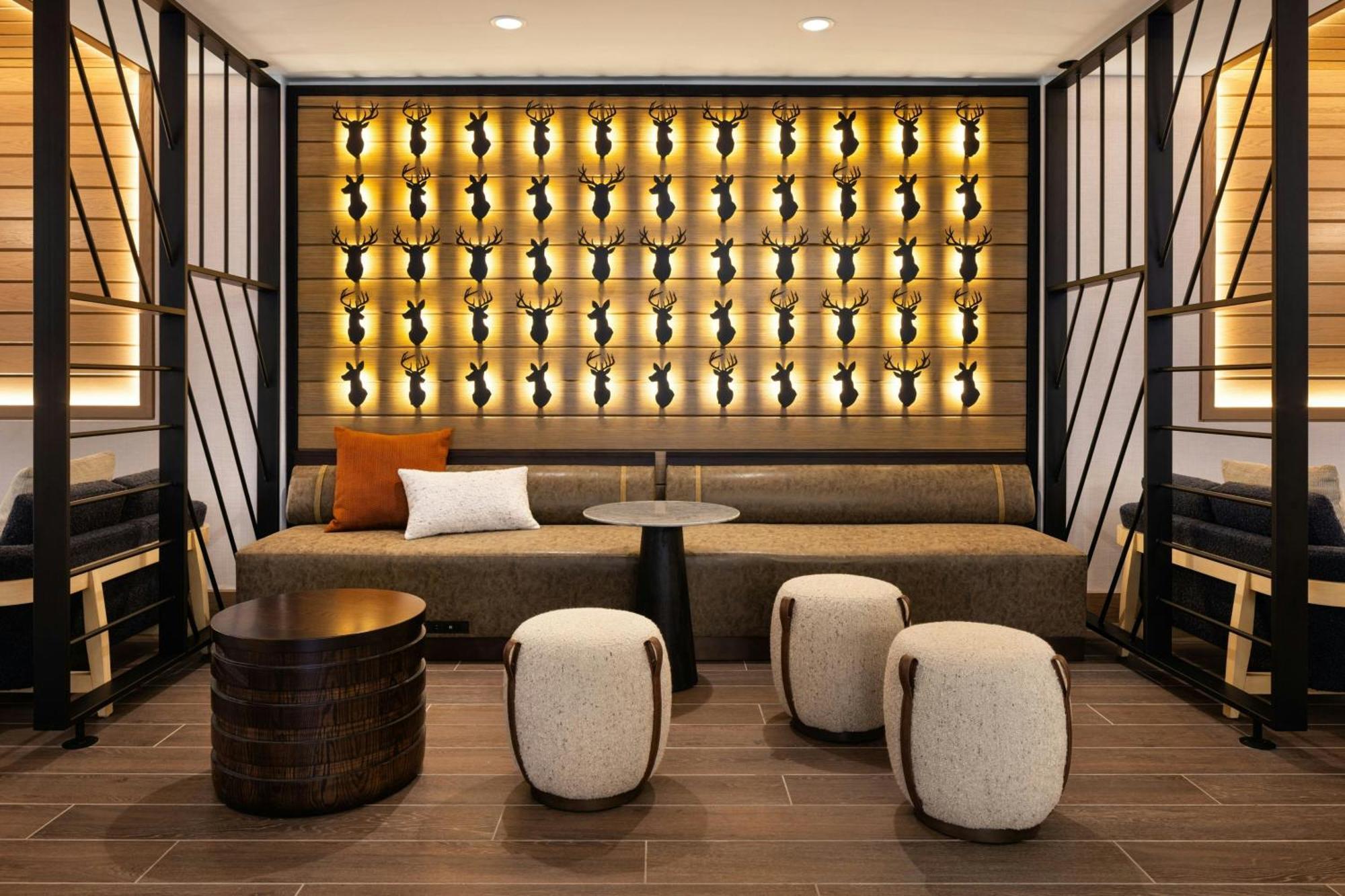 Oshkosh Marriott Waterfront Hotel & Convention Center Bagian luar foto